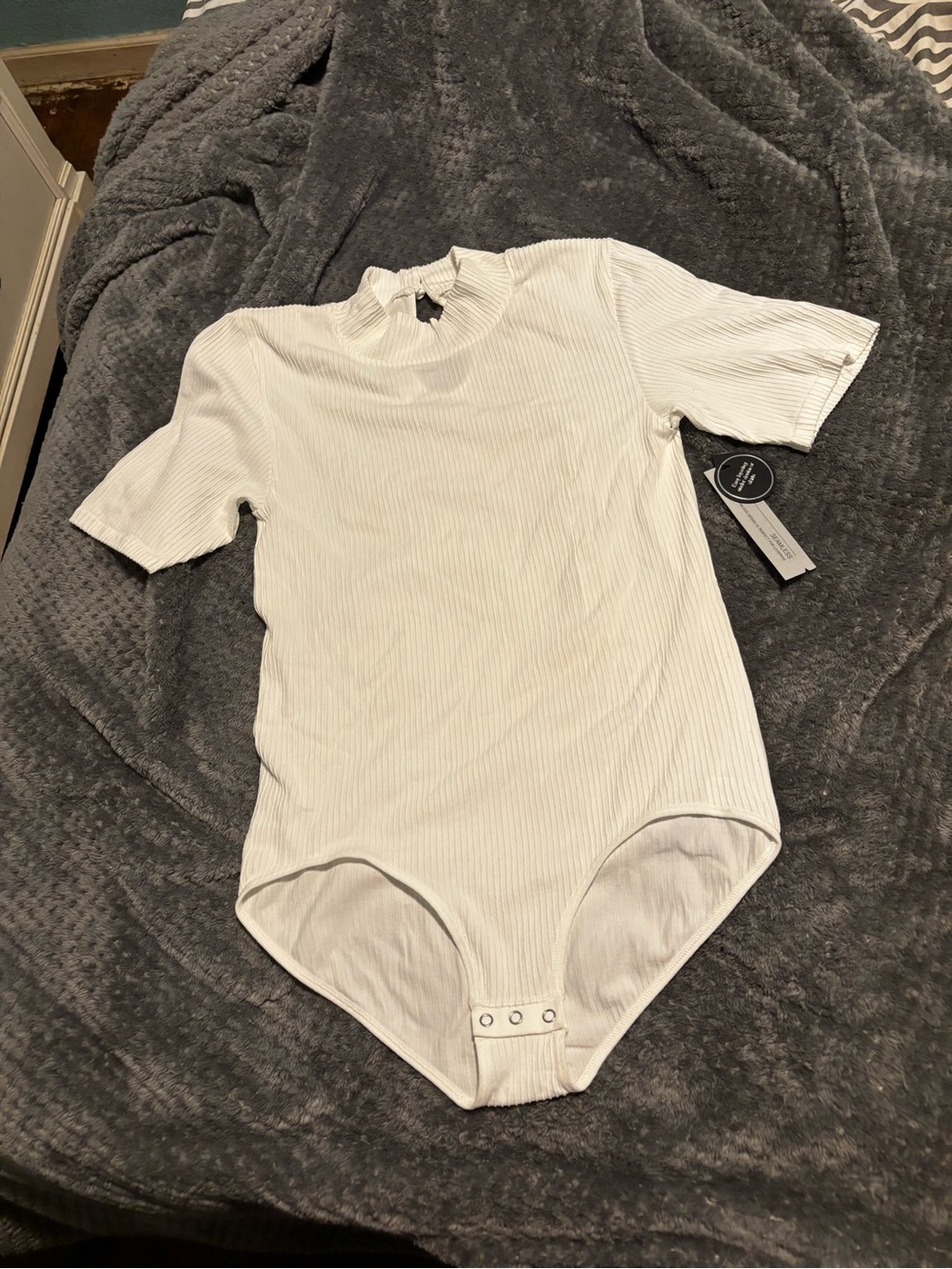Womens size L New With Tags APT 9 White Ribbed One-Piece Bodysuit